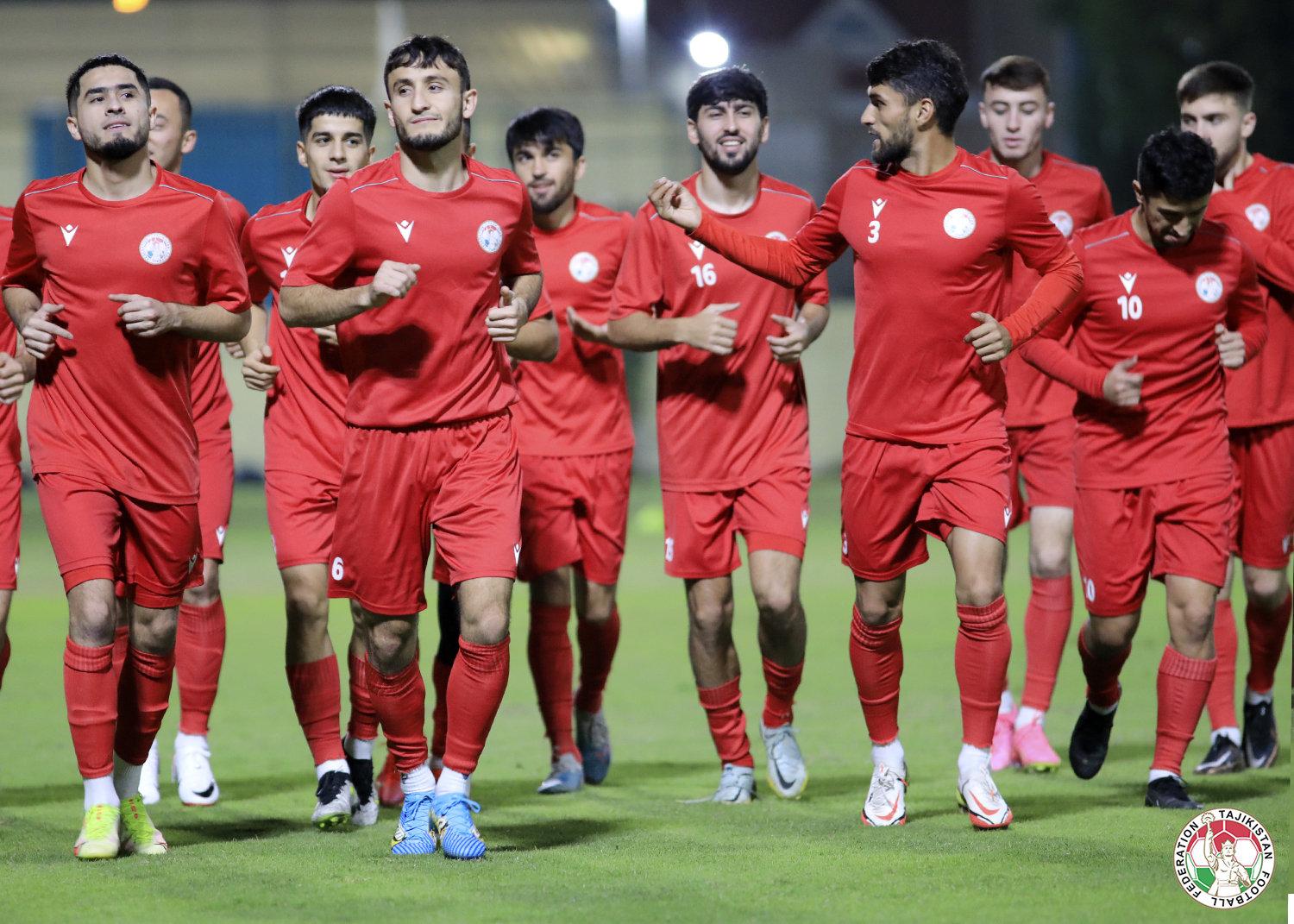 pgRookie连续十场比赛得分超过败北今晨山东男篮调整名单，连对手都承认：集结日巴黎圣日耳曼调整名单以备英超的简单介绍